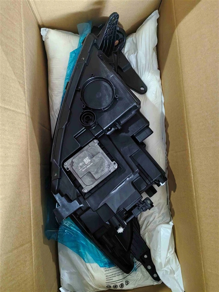 LLAMP CHERY 605000627AB